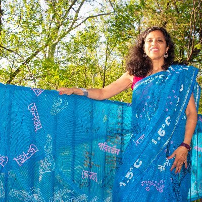 Storytelling with Saris