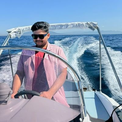 sidalok7's profile picture. See. Think. Act.