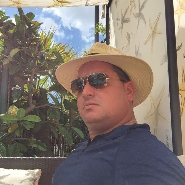 morotanina69086's profile picture. Thanks to the analyst for helping me earn 3kUSDC-5kUSDC every day. I must share this good news with everyone Whatsapp :https://t.co/5yQv8g8wJf