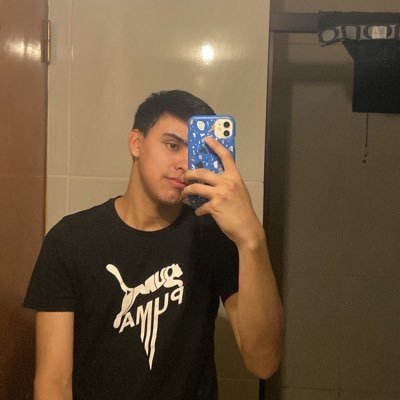 HernanReyes007's profile picture. Hincha del Campeón del Mundo 🖤🤍