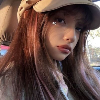 pjlvvd's profile picture. jimin's girl