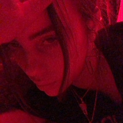 il_om_ilo's profile picture. Shtwt 👾horny and suicidal.