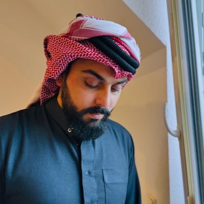 عربي سوري من دير الزور ابن ثورة كرامة أؤمن بوحدة الأمة وسقوط الطغيان الحلم: سوريا حرّة موحّدة مزدهرة بين الأمم