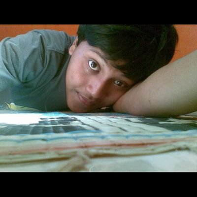 Lizarazu6661's profile picture. The stripped