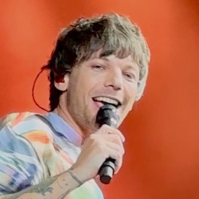 but your eyes’ ll lead me straight back https://t.co/mRWcM5O5iG⠀⠀ ⠀⠀