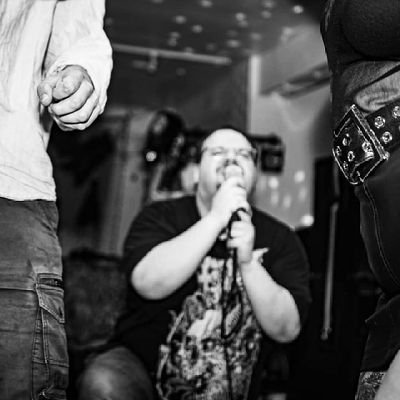 He/Him/They. Wannabe Author. Wrasslin Trainee.
Front man of a grindcore band.
https://t.co/zRnRAipnrm
Dyspraxia & Depression
