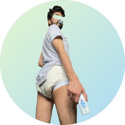 Your DL dirty good boy who enjoys the feel/smell of a wet and messy diaper. A good fist, spank, daddy, ass, cock and everything else are also on the menu.