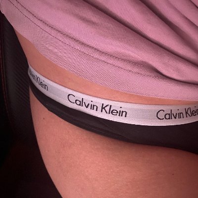 LockedBabyfish's profile picture. 🐕小狗｜🍌Locked｜BRAT｜有主sub ｜🌲树洞｜🇪🇺