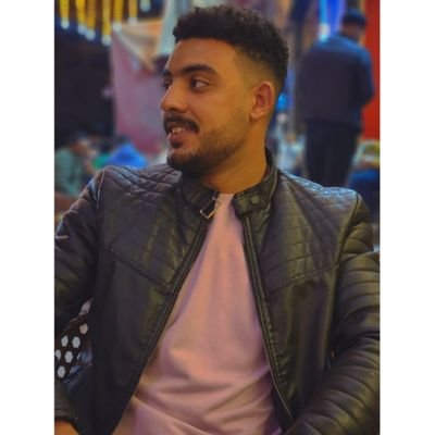 jr_rabee3's profile picture. __
لست كاتب لكنني أجيد التلاعب 
بـ ثمان وعشرين حرفا !
__