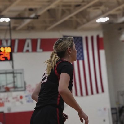 SydneySchmitz7's profile picture. 5’10 PF Centennial basketball ‘26 Crossfire Elite