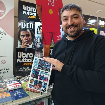 Católico. Periodista, escritor y narrador de historias. Berazateguense 🧡. Autor de 4️⃣ libros. El deporte también es cultura 📖. Escribo en @revista_meta ✍🏽