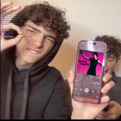 lloollii_07's profile picture. me gusta el lemon pie como a blas // esperando alguna interacción con juani 💐