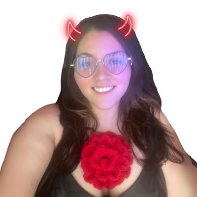 dive into quirky art + join artistic adventures & projects that amplify self-love! 🎨 Artist behind Lutanic Creations 🌹 follow for a burst of creativity! ✨