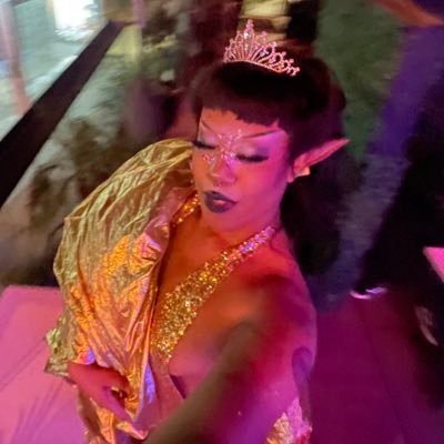 DIE ANNA / low level fashion nova ambassador