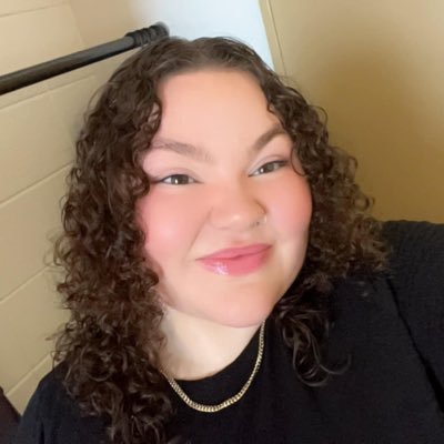 MeganVMedrud's profile picture. 23. 💕 701. 🖤 DCB WWB, #35 💚