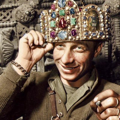 kingbr00k's profile picture. 