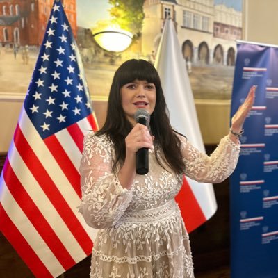 Monika__Sobczak's profile picture. Konsul Generalna RP w Houston 2023-2024, radna Warszawy 2018-2020, przewodnicząca NZS na Uniwersytecie Warszawskim 2014-2015 🇵🇱