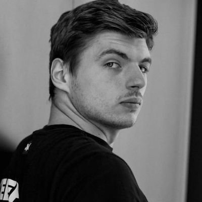 SORCEARER's profile picture. ⠀⠀⠀
⠀⠀⠀           𝐓𝐑𝐘    𝐌𝐄,    𝐁𝐄𝐘𝐎𝐍𝐂𝐄.