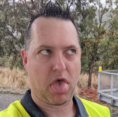 Sports fan, beer enthusiast, black belt.
Member of @CollingwoodFC & @MelbourneStorm