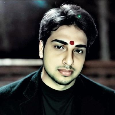 ज़िंदगी शम्मा की मानिंद जलाता हूँ,
बुझ जाऊँगा मगर सुबह तो कर जाऊँगा !