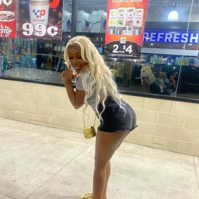 t0picaofmiyaaa's profile picture. 