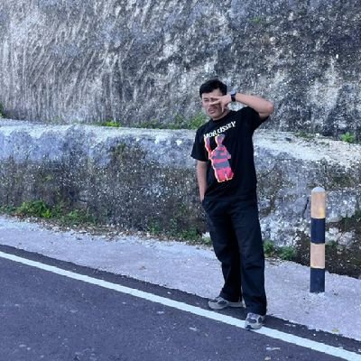 smilemakes_'s profile picture. he’s already in me