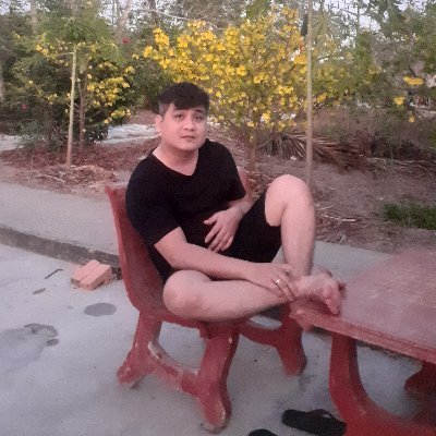 Duyle220291's profile picture. When you go through many difficulties, you suddenly realize that no one is beside you