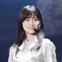 乃木坂　櫻坂　日向坂　生写真　400枚超　(伊藤理々杏　白石麻衣　山下美月 4番センター山下美月 永久欠番 (@Lzlx4693x) / X
