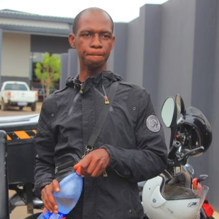 Joezmaloya's profile picture. Product Specialist
Artist management
Recovering alcoholic