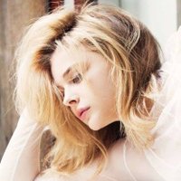 まり (@1119florals) 's Twitter Profile