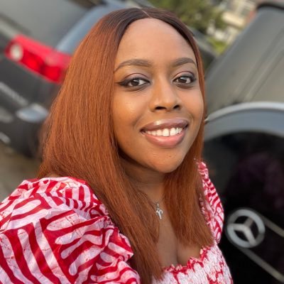 b_obianuju's profile picture. just me and my thoughts