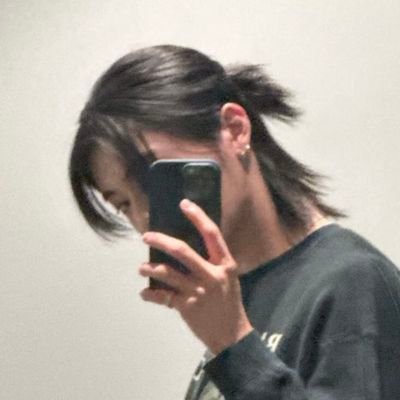 04HJWFIC's profile picture. i guess, i can write ✍️