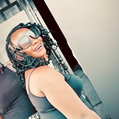 mukasa_brenda's profile picture. People are not clay to be molded,they're gifts to be unfolded🥰🍯🌺💐