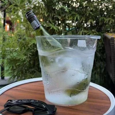 promisegoldj's profile picture. Respectfully 😎
Work Harding 😅
Mom's boi😍😘