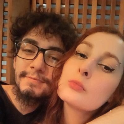 Ferreira_Gec's profile picture. Quase tudo me diverte.
Ainda não saí da fase emo @heybemi