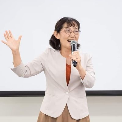 アルバイト・パート育成アドバイザー
「非正規こそが最前線!あなたのお店を人気店にするスタッフの育成と活用」
一般社団法人日本ほめる達人協会認定講師