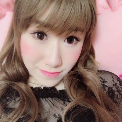 yuka_19931111's profile picture. 色白🤍┆乾燥肌🌱┆コスメ💄┆スキンケア🫧┆ブルベ夏🌻・ブルベ冬☃️┆骨格ストレート🌼┆モニター🎁┆ポイ活🚶‍♀️┆ファッション👗┆ショッピング🛒┆ペット🐶┆ゲーム🎮┆ 試したものなど載せてます🪞🦢 insta𓊆 yuka_19931111 𓊇 TikTok𓊆 11_yu6.6ka 𓊇