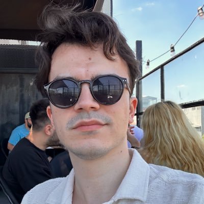 emree_cayl's profile picture. İnsan