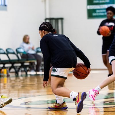 Nyla Edwards Profile