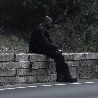 BraQwarmhi's profile picture. #RONALDO #WIZKID #WIZKIDFC #KANYE #REALMADRID