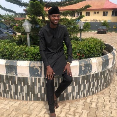 A political educationist_proudly oau_cr7 is the goat and I love mufc😍