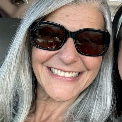 Byron9269557461's profile picture. software engineer • building https://t.co/x15xRaw8UX, polyphonic • music producer