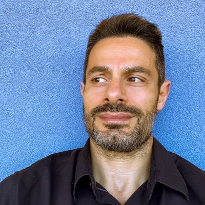 👨💻 Technology-loving & 3D Printing 🖨️
🏋️ CrossFitter & Rock Soul
🩺 Pulmonary medicine, MD 🫁