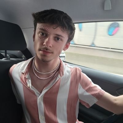 AlexisElinck's profile picture. nothing matters when we're dancing                                        https://t.co/BivAC9IfXh