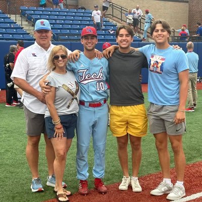 ULL Baseball Alum, Panola Baseball Alum. Lightning Roy⚡️Husband of Stephanie, Dad of Logan, Landon, and Luke. Blessed for sure!