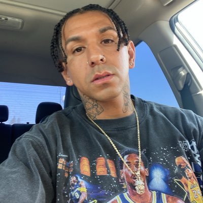 -Dinuba Ca , gym , 49ers Lakers ,Giants French bulldog 🐶 I’m really HIM-Everybody ain’t a champion I am tho
