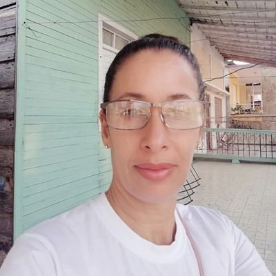 yuneisy_lo95599's profile picture. 