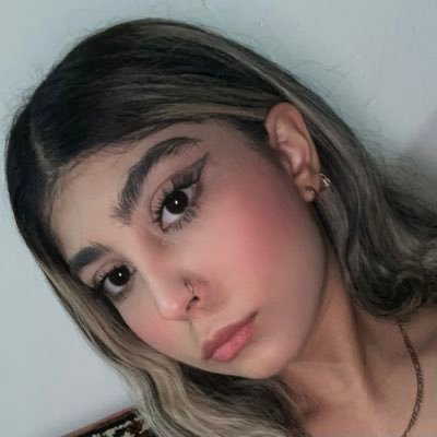 Nazix_a's profile picture. یک منِ فراری از این سیاره!