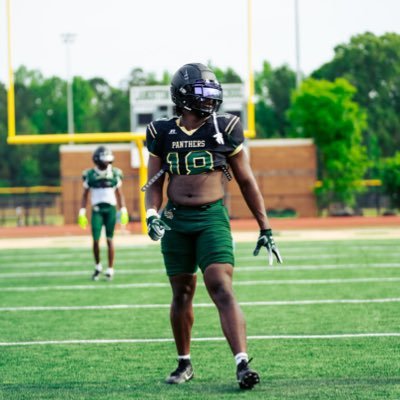 8global_'s profile picture. C/O 25 Height: 6’3 Weight: 230ATHLETE AGTG🙏🏾@LangstonHughes High School Contact: 470-582-8988