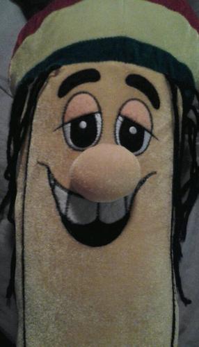 PabloTheBanana's profile picture. Chill, great personality, overall great banana. Always gotta smile on my face. Here to make your life sexier with every tweet.  Property of SexyJeffrecords.